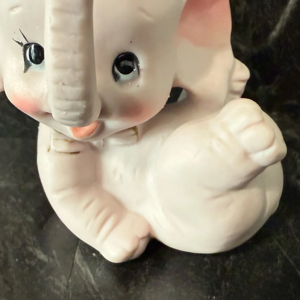 Baby Elephant Figurine - Picture 5 of 11